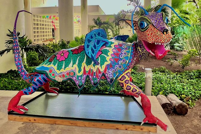 Cancun gems: Mayan Museum, Beach watching, Local Market, & Lunch - Mercado 23 for Real-Life Shopping: Color, Smells, and No Pressure