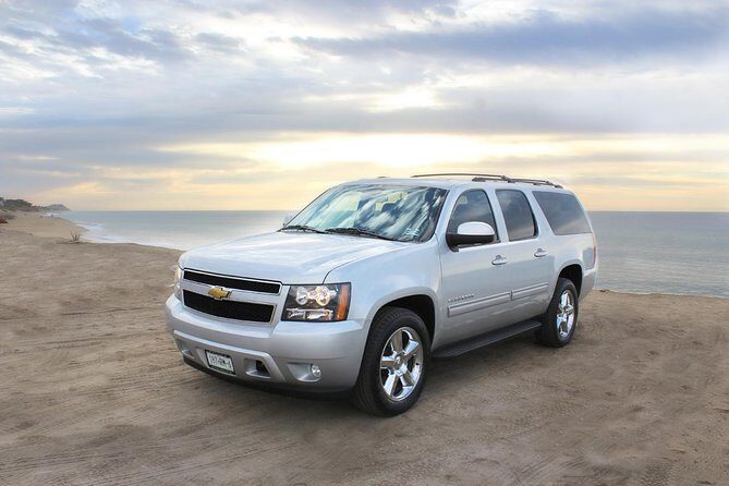 Cancun Hotel-Airport Private Deluxe SUV - Cancun Airport Handoff: Find the Representative and Keep It Moving