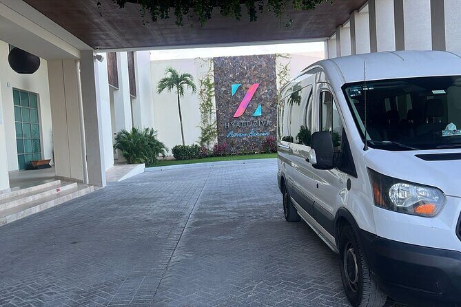 Cancun Hotel Zone Private Airport Transfer - One Way/Round Trip - Private Airport Transfer in Cancun’s Hotel Zone: what you’re really buying