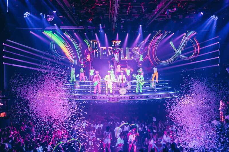 Cancun: Isla Mujeres Catamaran + Coco Bongo Show - Playa Norte at Isla Mujeres: Your Beach Reward
