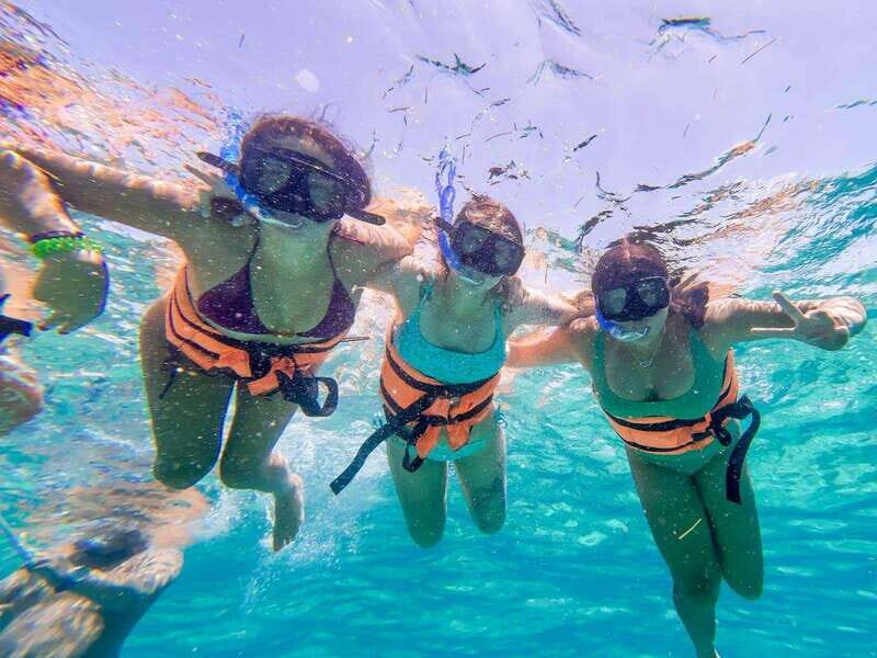 Cancun: Isla Mujeres Catamaran Tour with Open Bar of Drinks - Key things to know before you go