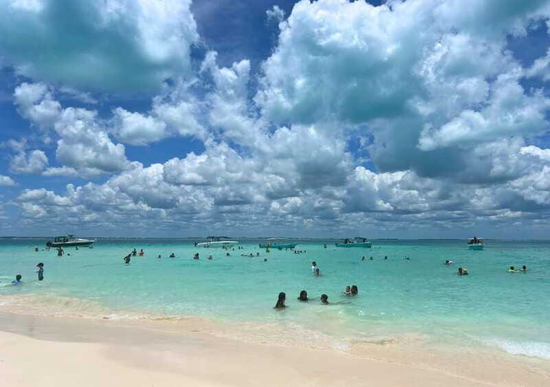 Cancun: Isla Mujeres Catamaran with buffet, drinks & snorkel - Key points at a glance