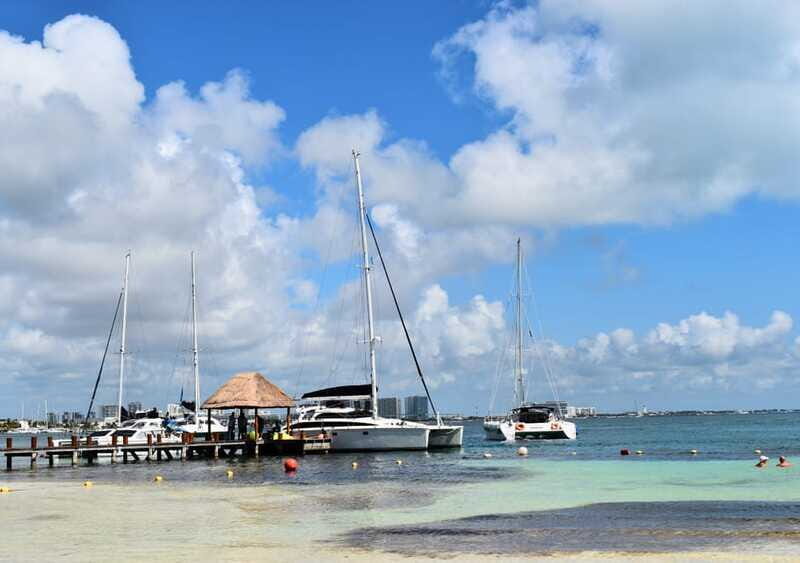 Cancun: Isla Mujeres Catamaran with buffet, drinks & snorkel - Why a catamaran day trip from Cancun really works