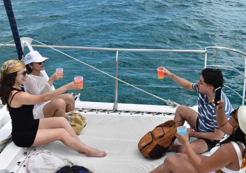 Cancun: Isla Mujeres Only Adults Catamaran, drinks & snorkel - Cancun to Isla Mujeres by catamaran: the vibe and the payoff