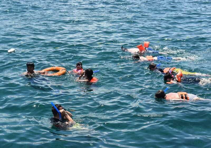 Cancun: Isla Mujeres Only Adults Catamaran, drinks & snorkel - Price and value: $89 plus the dock fee reality