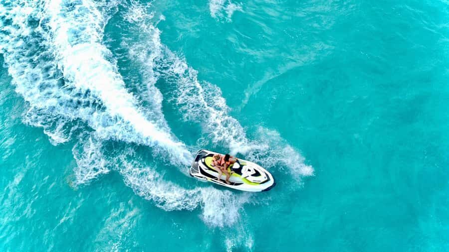 Cancun: Jet Ski Rental in Ocean Side - Safety briefing + gear: how the ride starts (and why it matters)