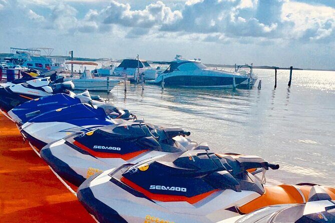 Cancun Jetski and Snorkel Adventure - Jet-skiing Nichupté Lagoon, then snorkeling El Meco Reef