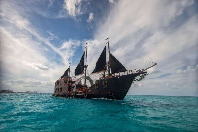 Cancún: Jolly Roger Pirate Dinner Cruise 2025 - Key Points I’d Plan Around