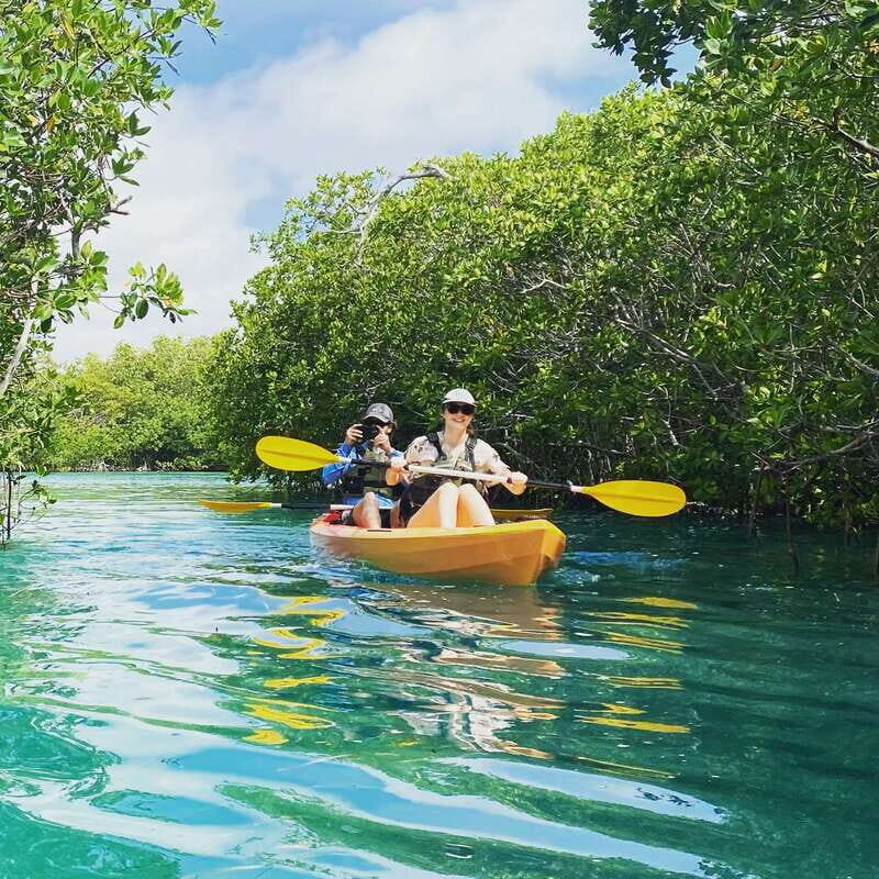 Cancún: Morning or Sunset Kayak Adventure in Nichupte Lagoon - Photo stop + free time: how to make the most of it