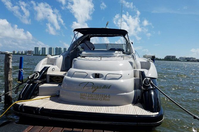 Cancun Private 60FT Yachts Rental for up to 20 People - Why a 60ft Cancun Yacht Rental Feels Like Your Own Private Party Room