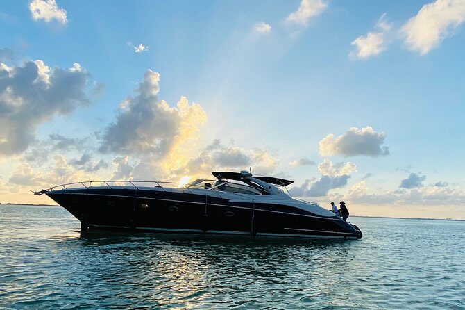 Cancun Private 60FT Yachts Rental for up to 20 People - Cost Reality Check: Flat Group Rate vs Dock Fees and Alcohol