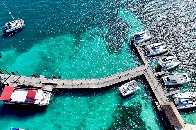 Cancun Private Catamaran Cruise– Open Bar & Snorkeling Experience - Private catamaran in Cancun: what makes it feel special