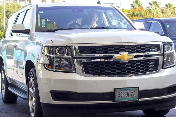 Cancun Private Transportation - Drivers who do more than drive: safety, patience, and local instincts