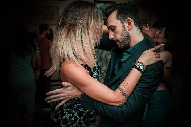 Cancun Salsa Lovers Dance Experience - Small-group practice: social dancing without the nightclub chaos