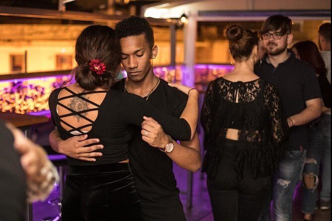 Cancun Salsa Lovers Dance Experience - Who this Cancun salsa experience is best for