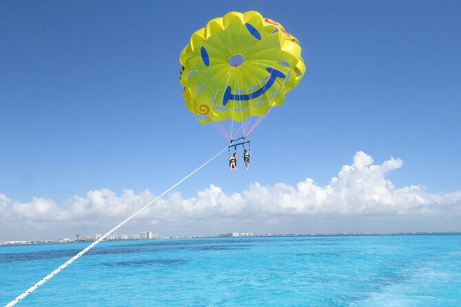 Cancun Seaside Parasailing and Jet Sky Combo - Arriving at Playa Tortugas: Check-In and What Sets the Mood