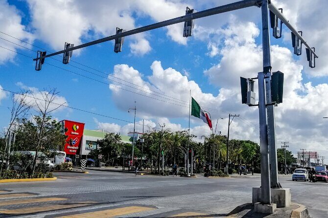 Cancun Shopping Private Guided Tour & City Sightseeing - The Guide Factor: Why Franklin’s Style Matters