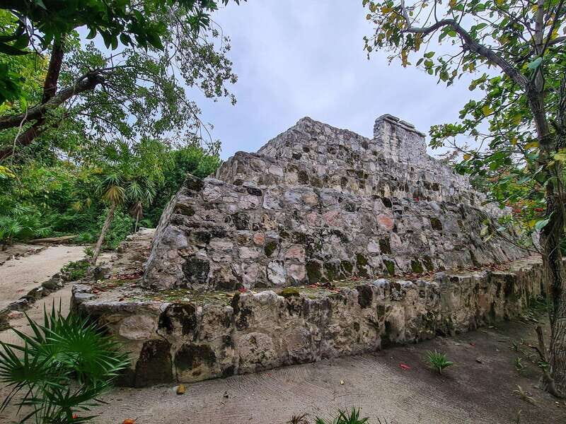 Cancun: Skip-the-Line Mayan Museum & San Miguelito Site - Connecting the artifacts to San Miguelito’s real structures