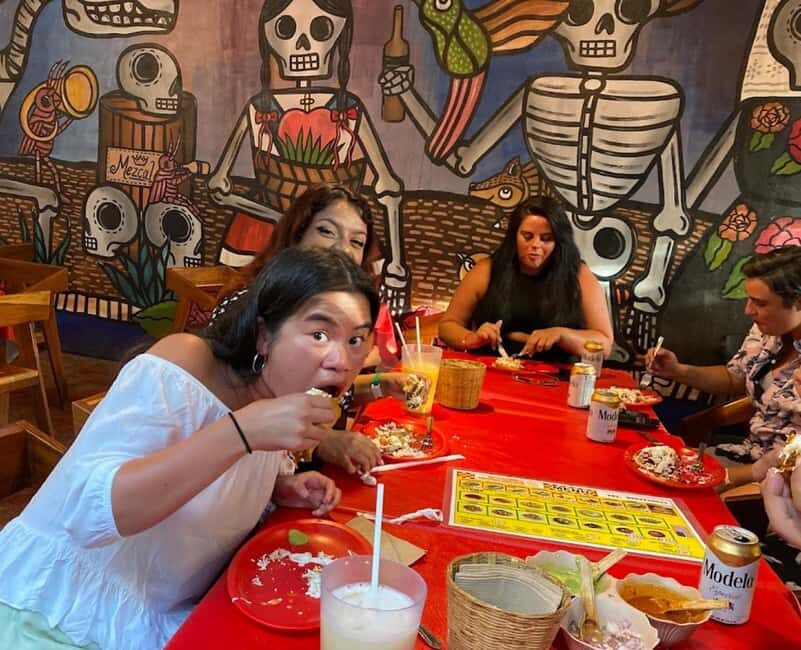 Cancun Taco Tour: Street Food & Tequila Tasting in Downtown - Meeting at Parque de las Palapas: the easiest way to start