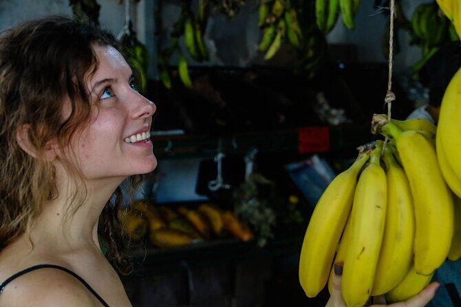 Cancun Walking Food Tour: Local Food, Markets, and Street Art. - Guides, pacing, and why the group size matters in Cancun