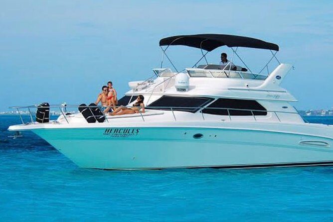 Cancún Yacht Rental SeaRay 46ft 25P13 - Cancún Bay on a SeaRay 46: what the setting feels like