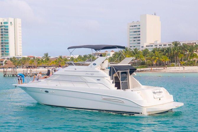 Cancún Yacht Rental SeaRay 46ft 25P13 - Price and value: what $370 per group really means