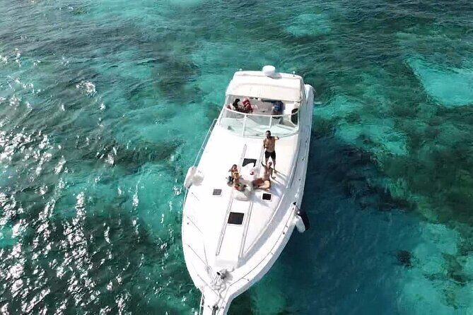 Cancun yachts rental BEATIFUL YACHT 46FT, 15 PAX MAX 25P6 - Key highlights you’ll feel right away