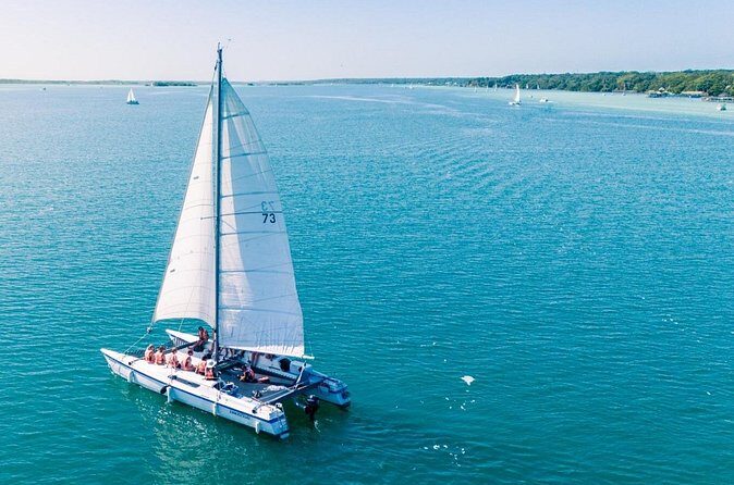 Catamaran Adventure: Navigate the Seven Colors - Isla de los Pajaros and Canal de los Piras: The Scenery Break That Changes the Mood