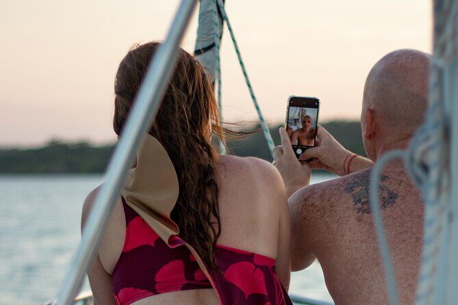 Catamaran Adventure: Sailing and Swimming in the Bacalar Lagoon - What You’ll See on Laguna de Bacalar’s Seven Shades