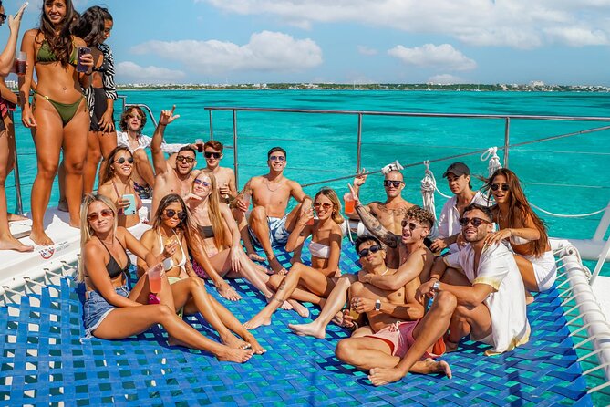 Catamaran Booze Party With Open Bar in Cancun - Photo souvenirs and add-ons: keep it optional