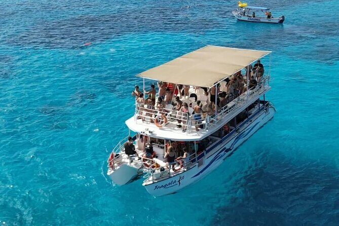 Catamaran in Cozumel with snorkeling at El Cielo and open Bar - Open bar plus a simple meal that actually fixes you up