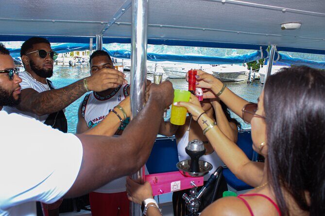 Catamaran Party Boat Cancun - Duration choices: 3–4 hours vs 4-hour and 7-hour party options