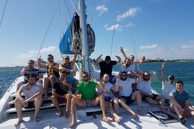 Catamaran Sailing Experience & Snorkeling Tour to Isla Mujeres - What’s Included vs. The Costs That Catch People Off Guard