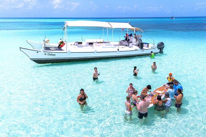 Catamaran Snorkeling to El Cielo and The Money Bar Beach Club - Who should book this snorkeling catamaran (and who should skip)