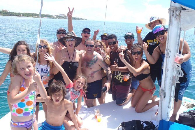 Catamaran to Isla Mujeres - Cancun to Isla Mujeres by catamaran: what the day is really like