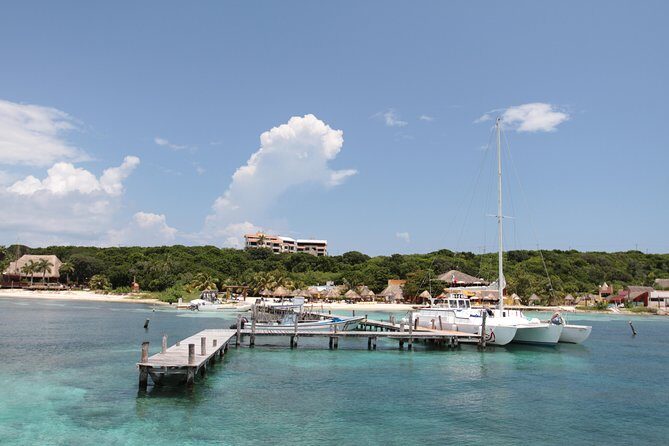 Catamaran to Isla Mujeres - Snorkeling Isla Mujeres: what’s included and how to make it worthwhile