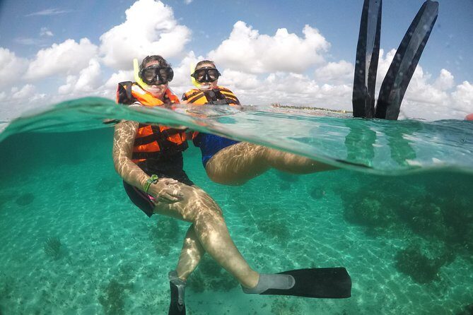 Catamaran to Isla Mujeres - Service and vibe on board: the human touch matters