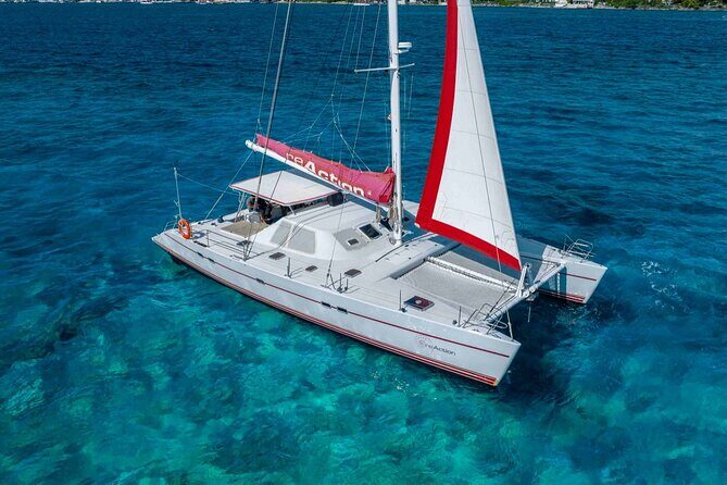 Catamaran to Isla Mujeres – Kids Go Free! (Only Pay Dock Fee) - Key things that shape your day