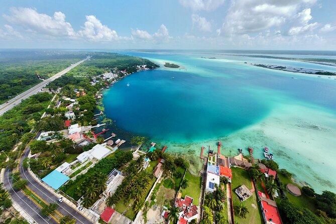 Chacchoben Mayan Ruins and Bacalar Lagoon from Costa Maya - Pedro Santos Pineapple Town: the quick flavor stop