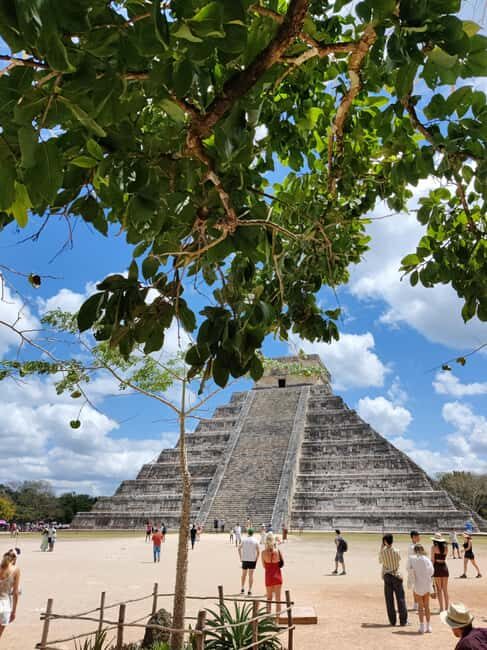 Chichén Itzá Adventure: Tour with Guides,Buffet & Cenote - From Hotel Pickup to Panoramic Bus Ride in the Yucatán