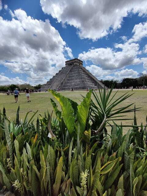 Chichén Itzá Adventure: Tour with Guides,Buffet & Cenote - Valladolid Stroll: A Short Colonial Break That Feels Like a Real Place