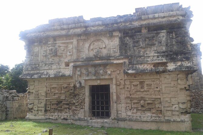 Chichen Itza and Cenote Full Day Tour from Playa del Carmen - Chichén Itzá in practice: what 1.5 hours at the ruins really feels like