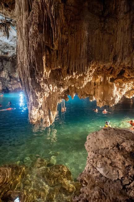 Chichen Itza and Two Cenotes Day Tour from Cancun - Hotel Pickup and Drive Times: How the 12-Hour Schedule Fits Together