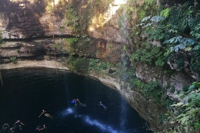 Chichen Itza Basic Tour: Sacred Cenote, Lunch, and Valladolid - Valladolid Walk: Colorful Streets, Colonial Church, and Quick Shopping