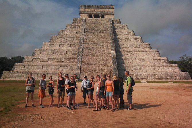 Chichen Itza Cenote and Magic Izamal - Entering Chichén Itzá with fast entry and smart free time