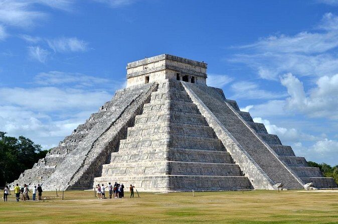 Chichen Itza - Cenote - Valladolid - Who should book this Chichen Itza plus cenote day