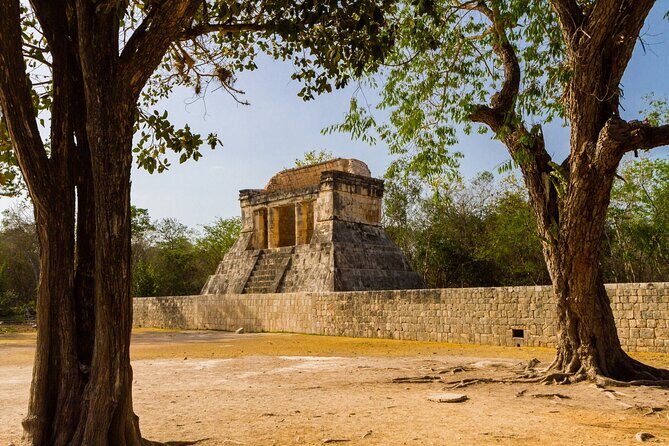 Chichen Itza Day-Trip, Cenote Swim & Valladolid with lunch - The bus, the timing, and why the long day can be both good and bad