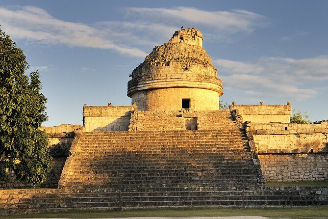 Chichén Itzá Deluxe Tour - Rain, crowds, and why your day can feel different than the listing