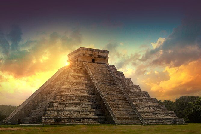 Chichen Itza Early Access & Catamaran to Isla Mujeres - Group size, comfort, and what to bring