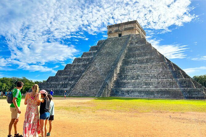 Chichen Itza Early Access Private Tour with Buffet Lunch - Your Private Guide and the Bilingual Maya Story You’ll Actually Use